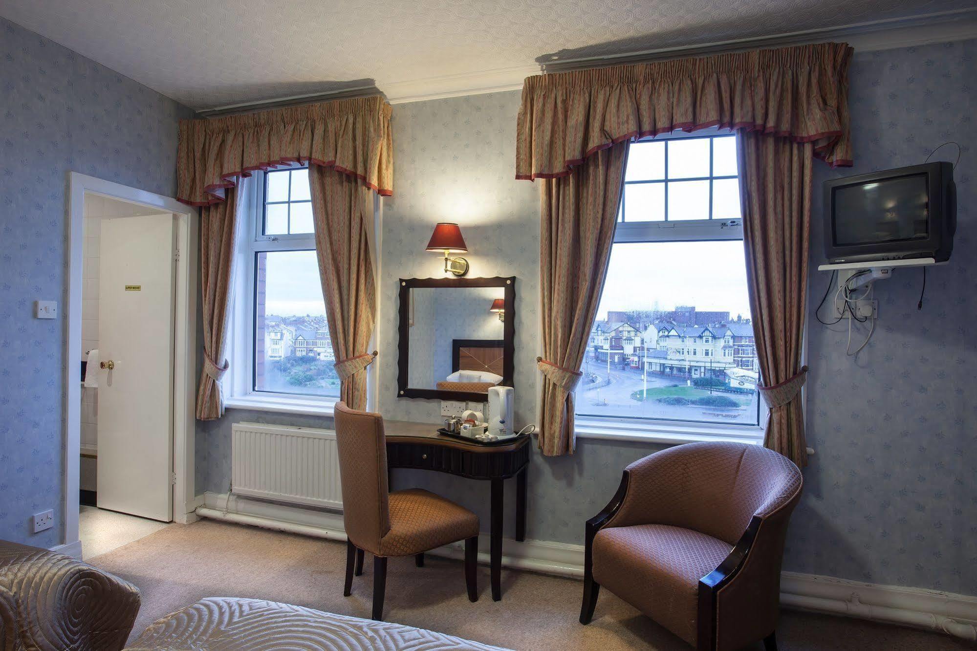 The Savoy Hotel (Adults Only) Blackpool Luaran gambar